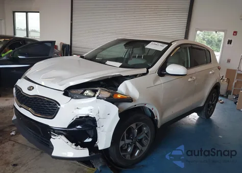 2021 Kia Sportage Lx z USA, uszkodzony, nr VIN KNDPM3AC1M7874688